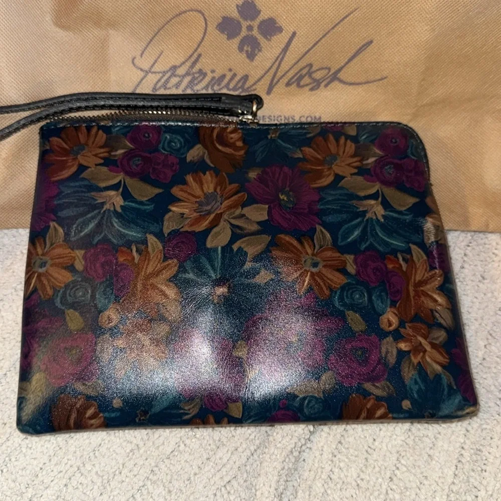 Rare Patricia Nash Set! Fall Color Floral Design Leather Large & Smaller Bag - Picture 8 of 11